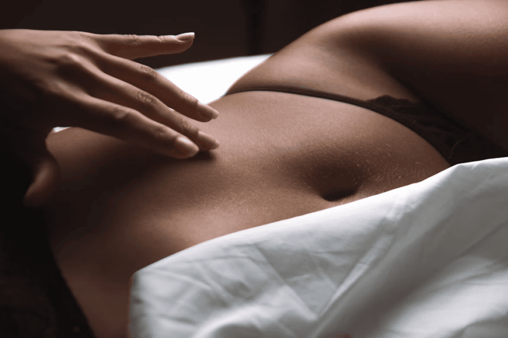 Body Language Signs of Attraction in Erotic Massage