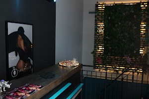 Erotic Massage Prague - Sweet Peach place picture